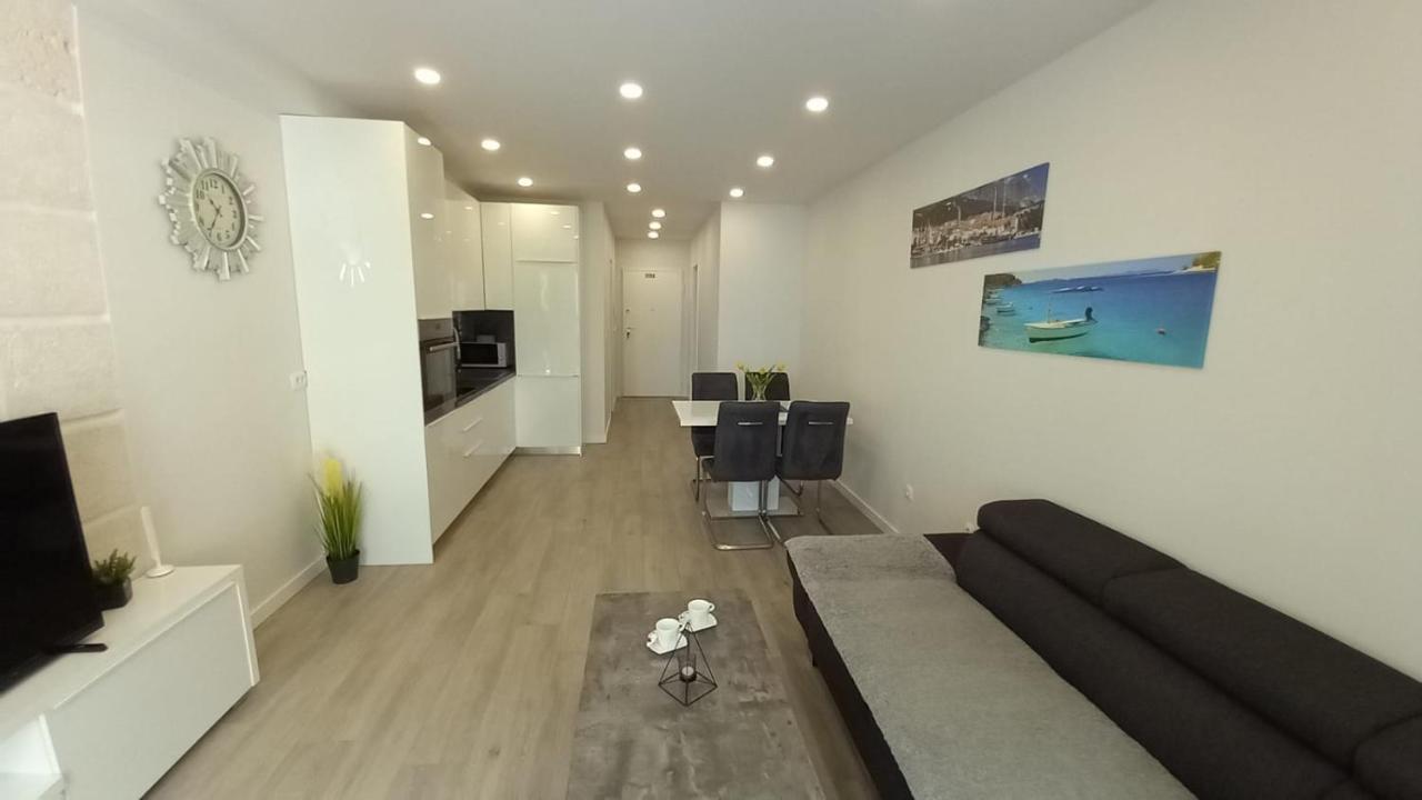 Lux Apartman Antonija Makarska Eksteriør bilde